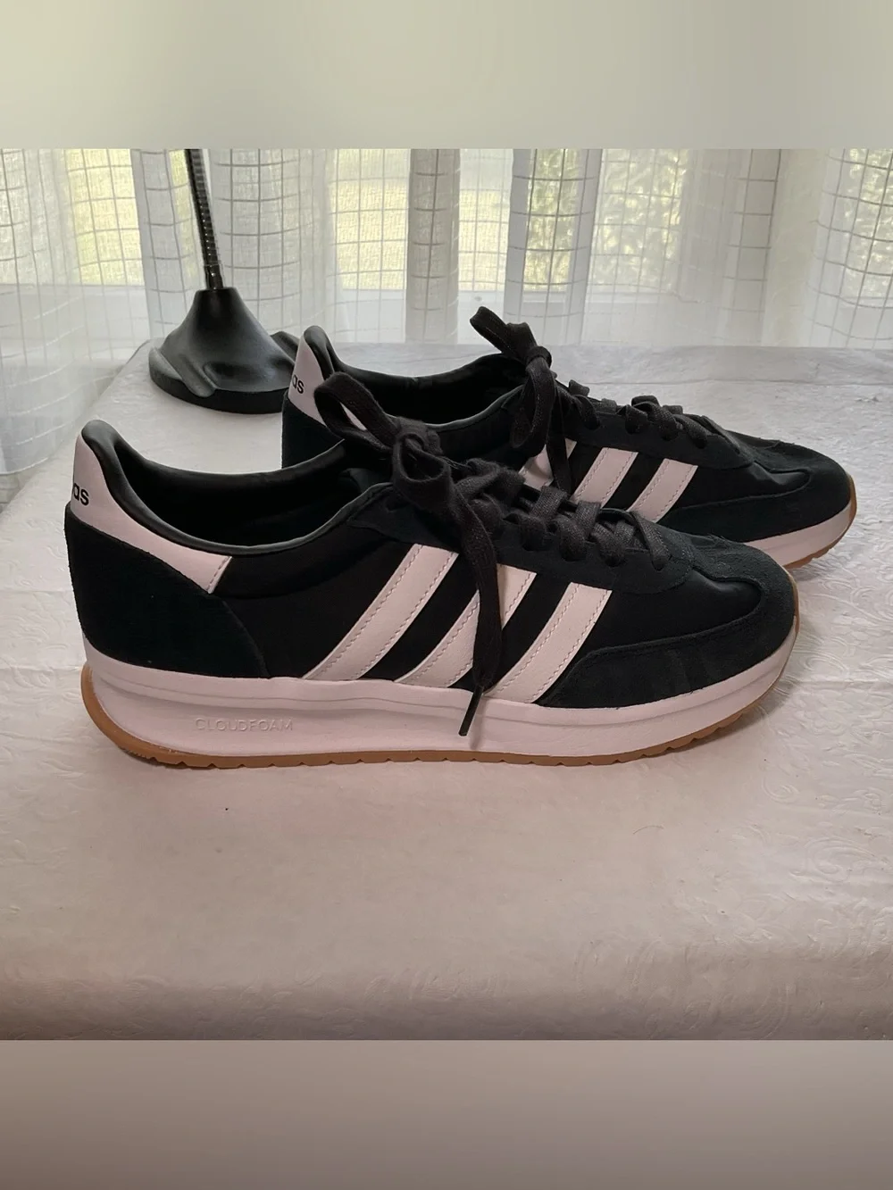 Adidas Cloud Foam Comfort Black & White Men’s Sneakers. Size 9 - Picture 3 of 8